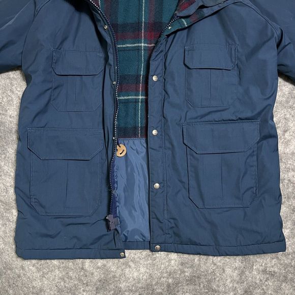 VTG Woolrich Chore Coat Mens L Blue Down Tartan Plaid Flannel Lined Barn Jacket - Picture 12 of 17